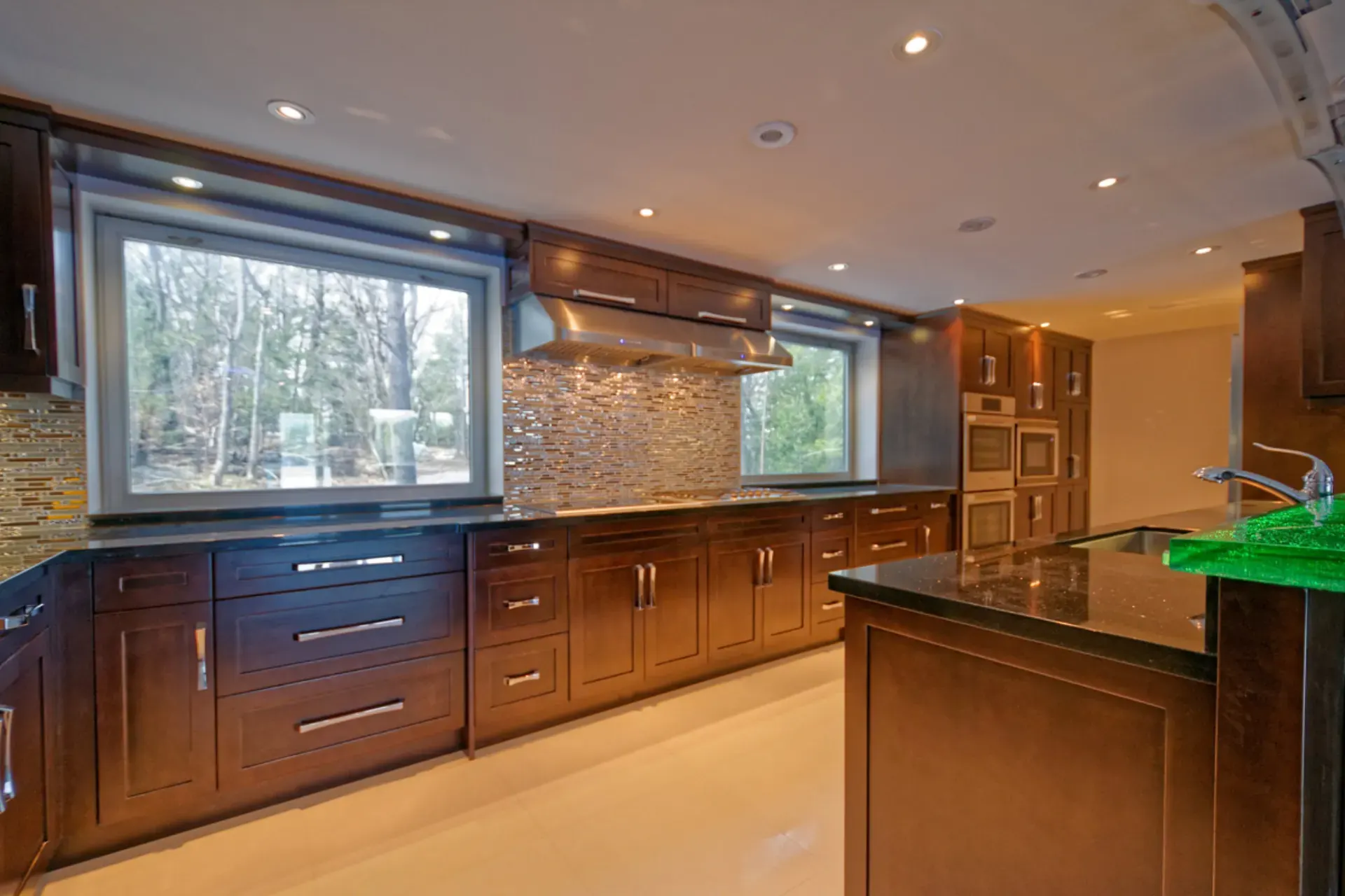 Bass Island, gallery