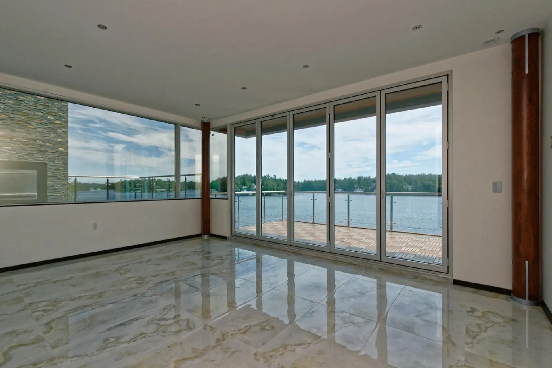 Bass Island, gallery