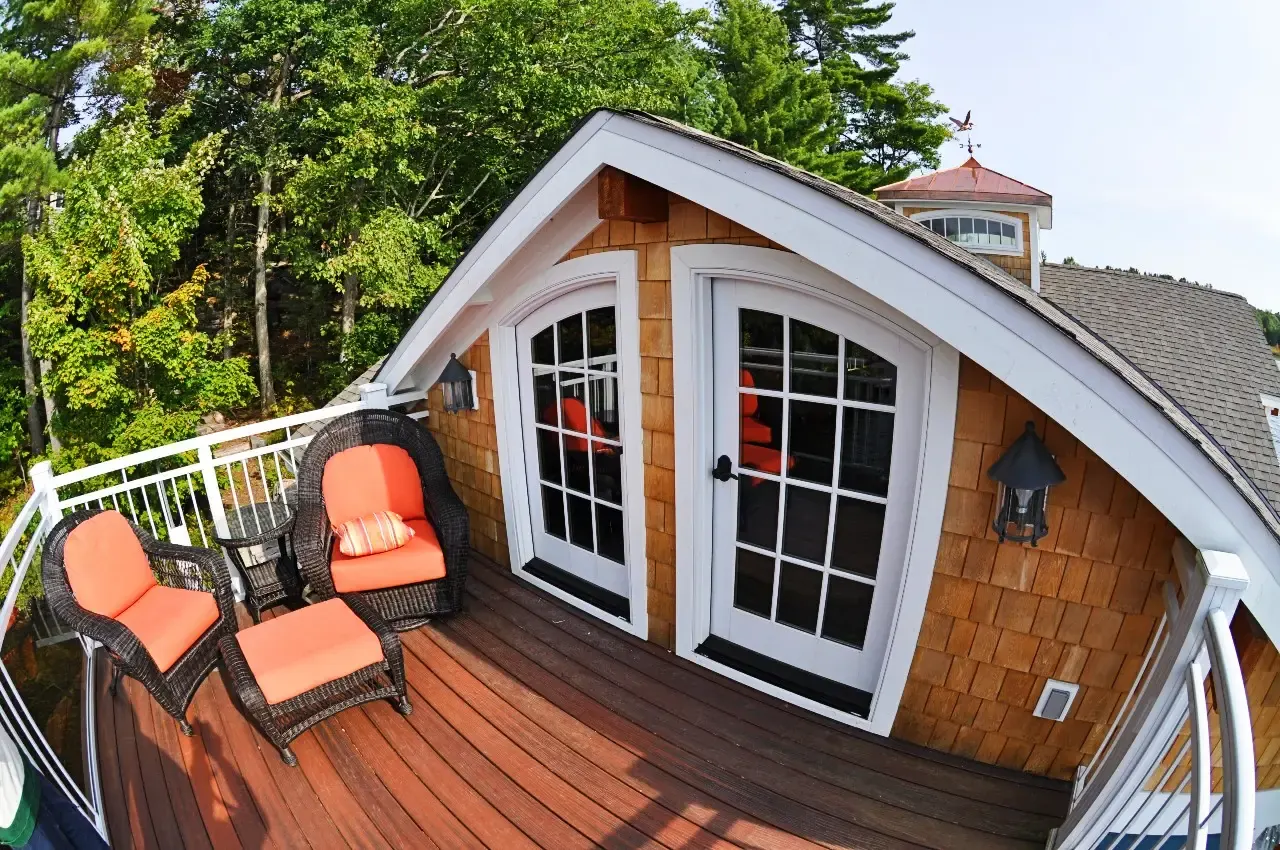 Muskoka Boat House, detail