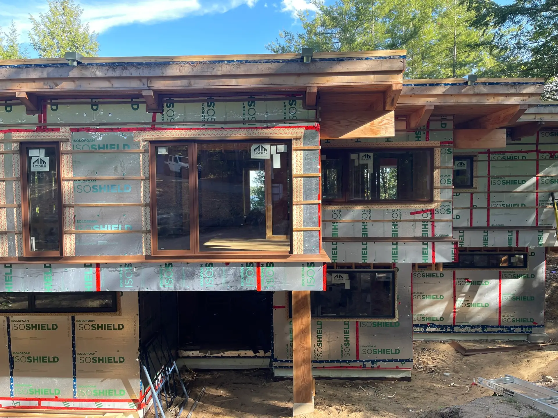 Chandos Lake Cottage, gallery